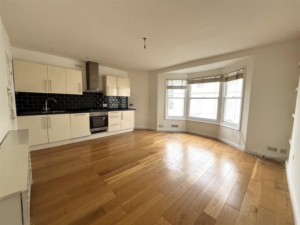 Property photo 2 of 7 Img_0246.Jpg