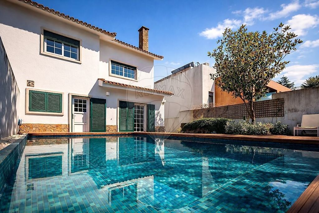 Property photo 1 of 50