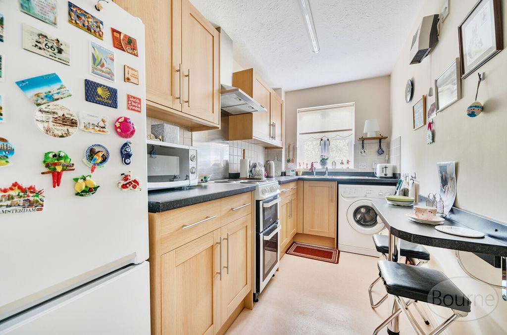Property photo 3 of 15 A5dc1602-5646-4Ff...
