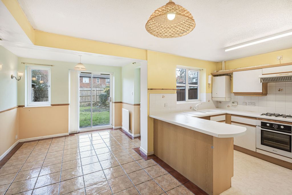 Property photo 2 of 19