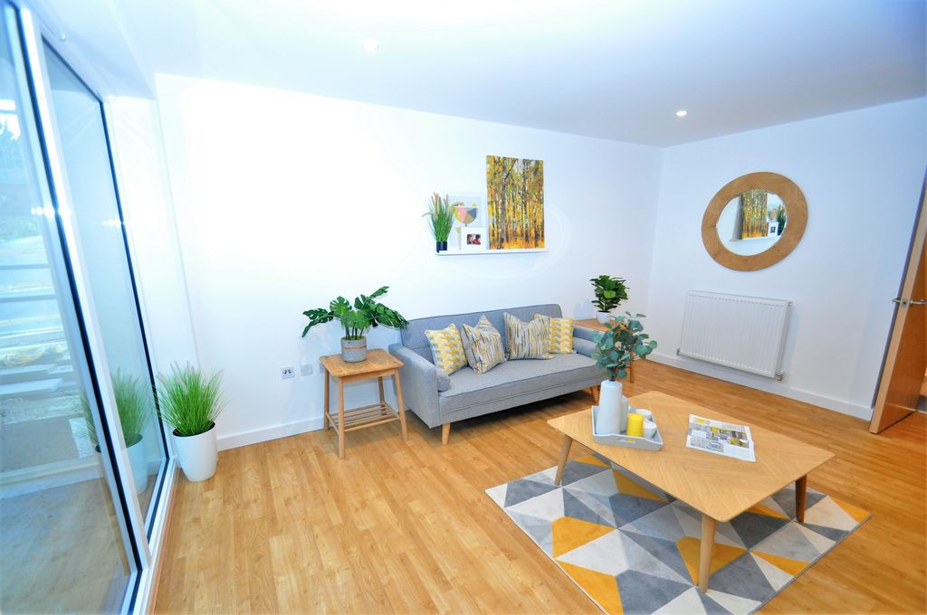 Property photo 2 of 3