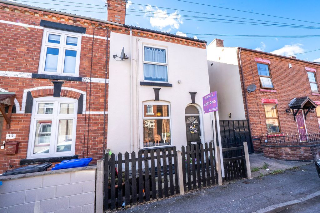 Property photo 1 of 13