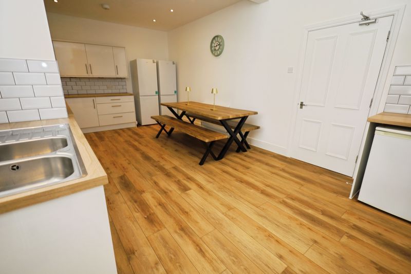 Additional image 14 of 8 bed detached house to rentAlma Road, Winton, Bournemouth BH9