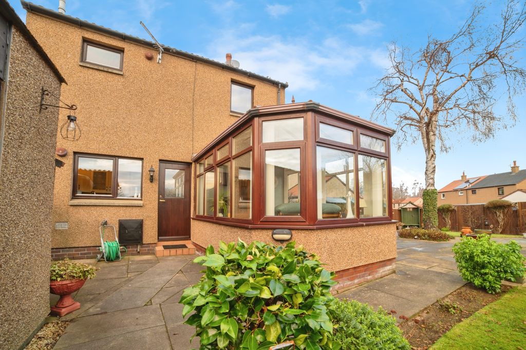 Property photo 2 of 19 Rear View