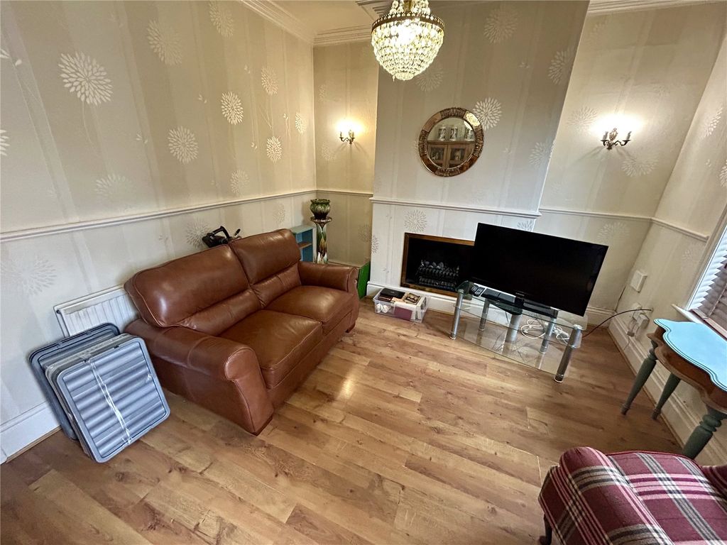 Property photo 3 of 12 Living Room