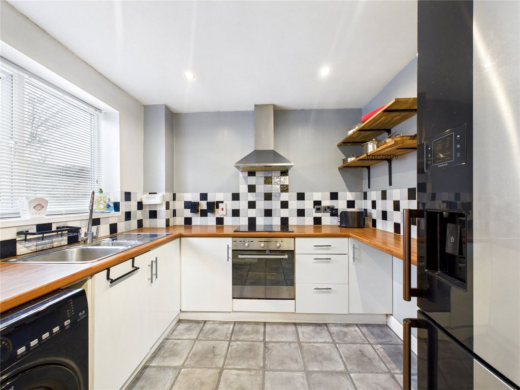 Property photo 2 of 9 Picture No. 04