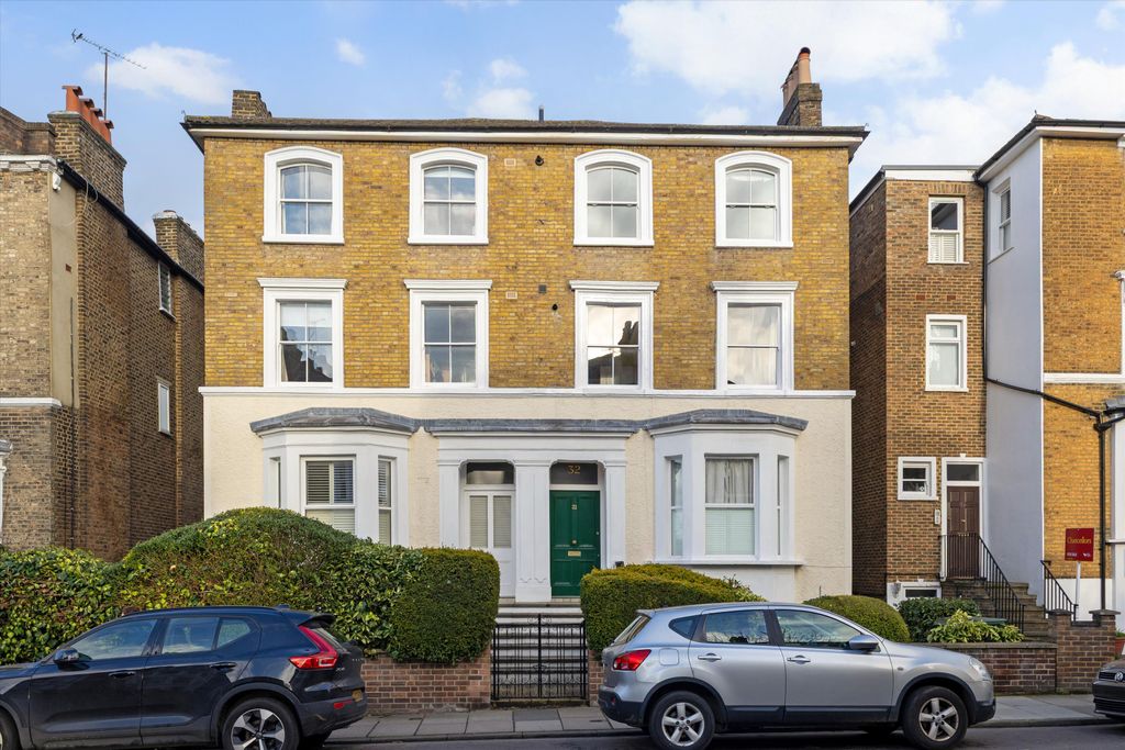 Property photo 1 of 13 Image