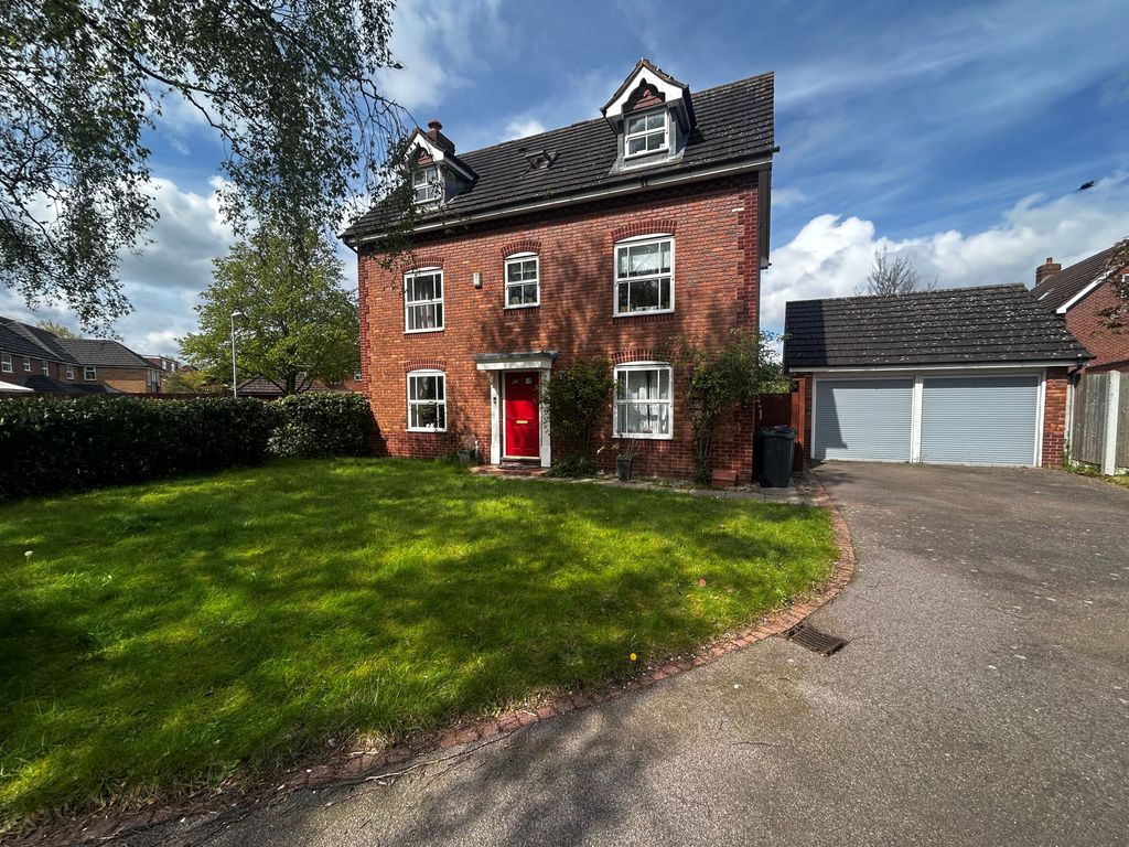 Property photo 2 of 14 Front