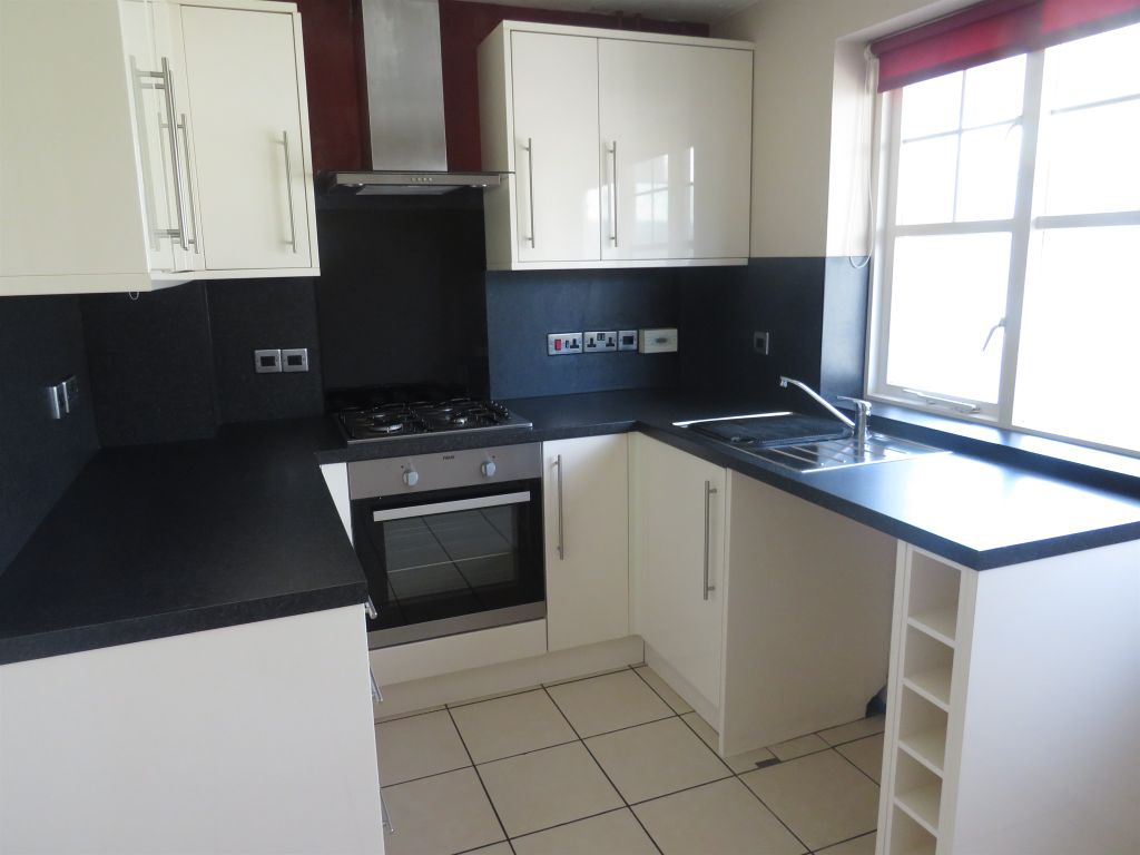 Property photo 3 of 24