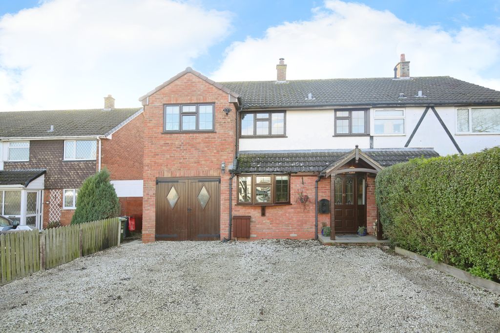 Property photo 1 of 33 9ee3d29d-4X8A0574