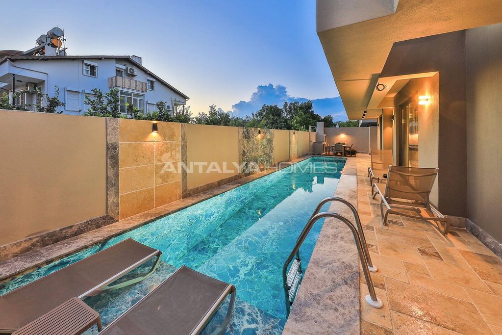 Property photo 1 of 41