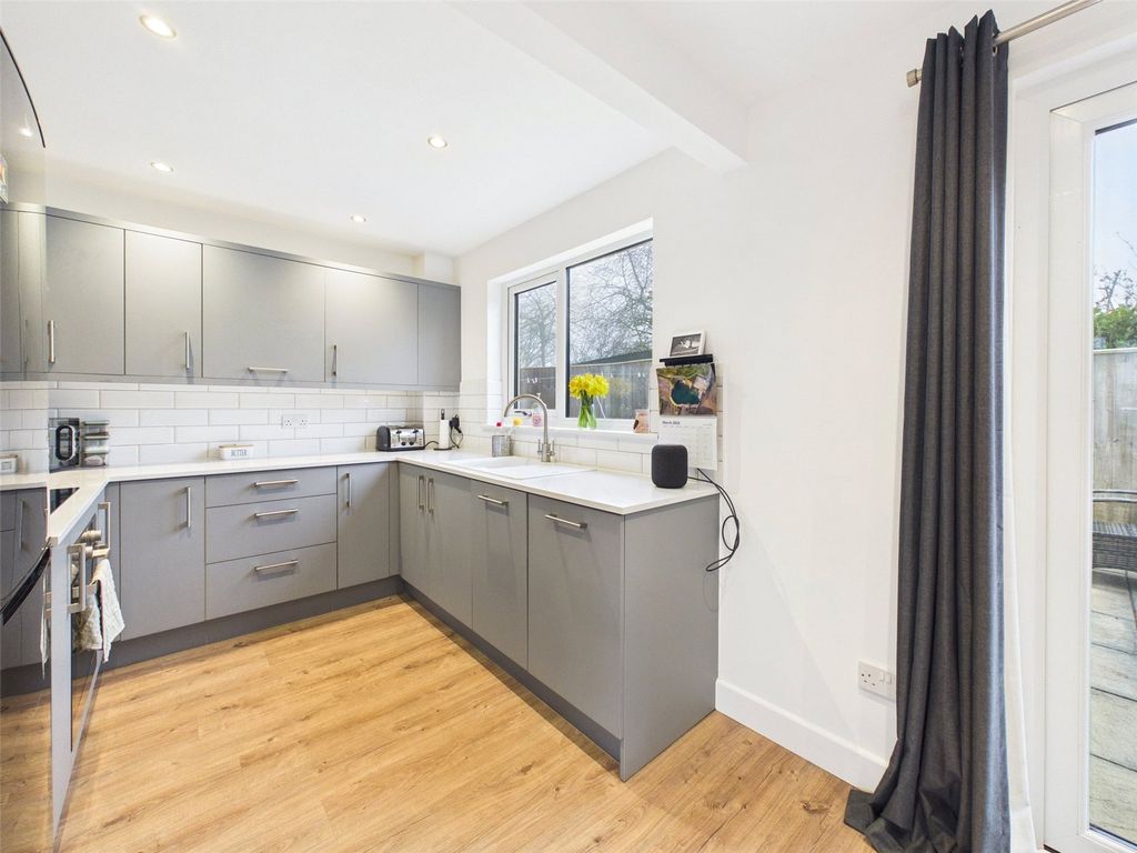 Property photo 2 of 15 Picture No. 06