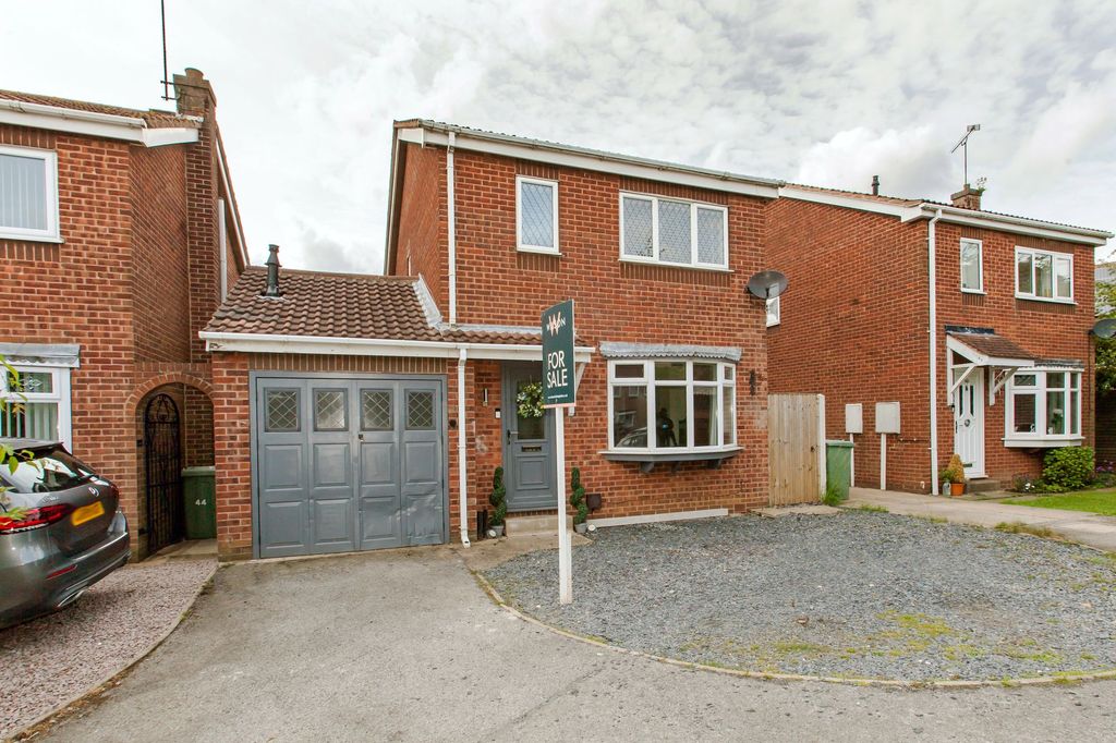 Property photo 1 of 30
