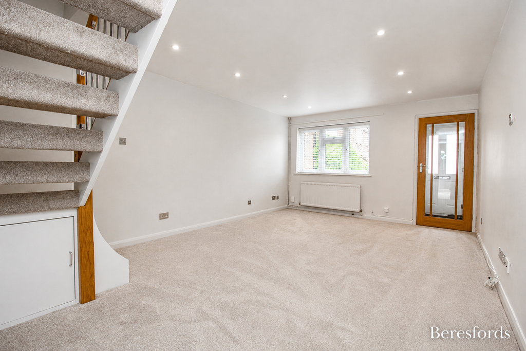 Property photo 3 of 10 Lopunge View 2