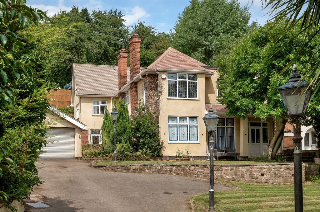 Property photo 1 of 42 144 Nottingham Road Web Ph-7.Jpg