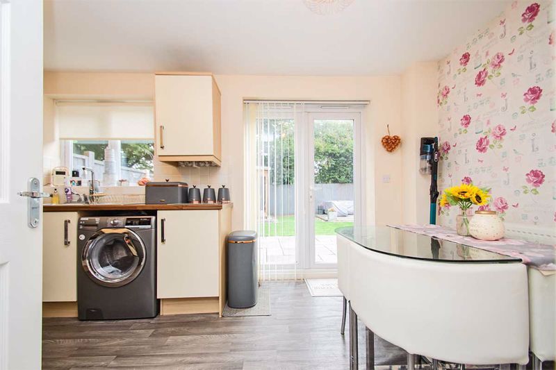 Property photo 3 of 24 Photo 16