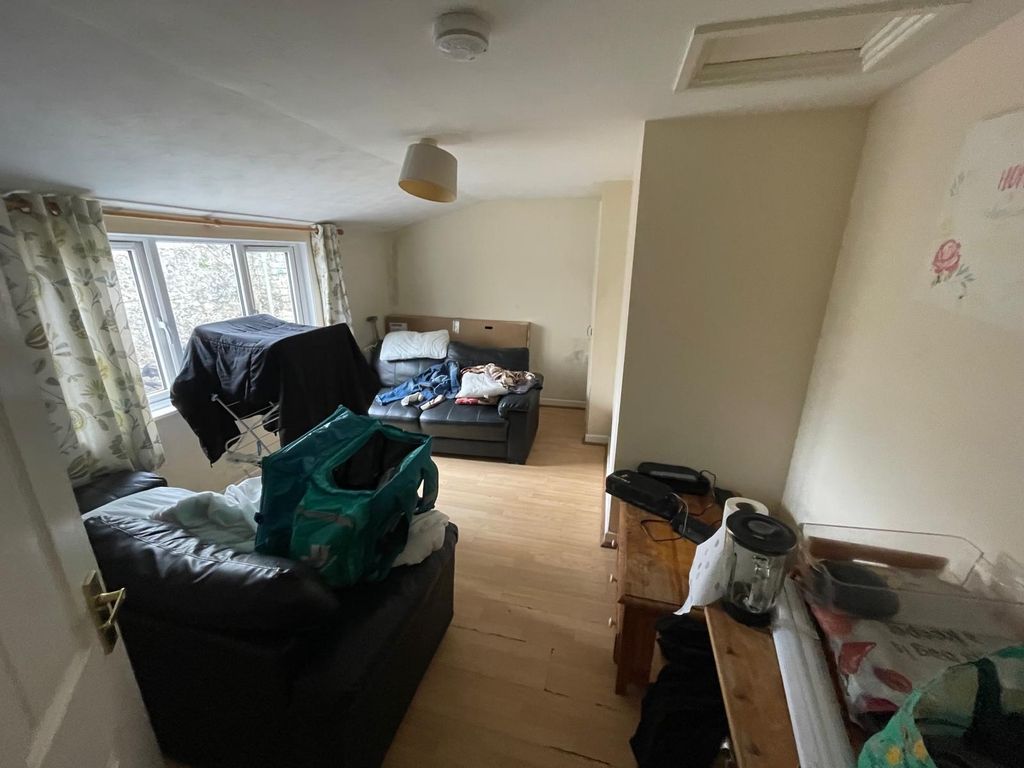 Property photo 3 of 4 Reception Room