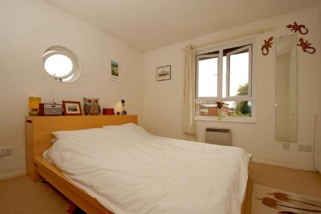 Property photo 2 of 3