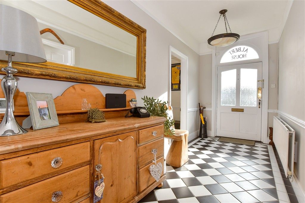 Property photo 3 of 19 Internal Lifestyle Photograph