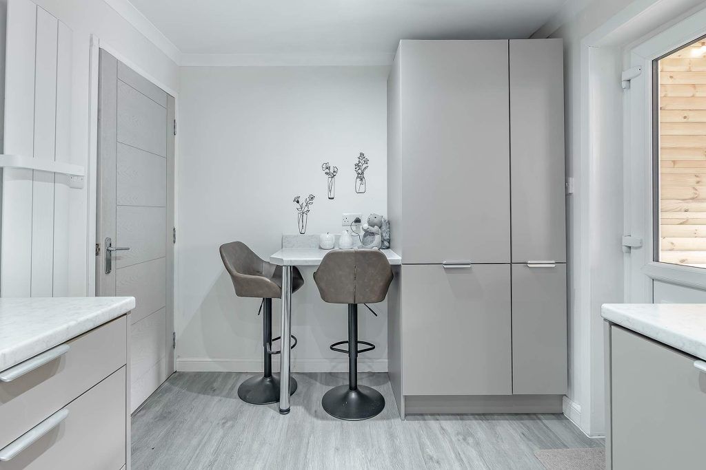 Property photo 3 of 32