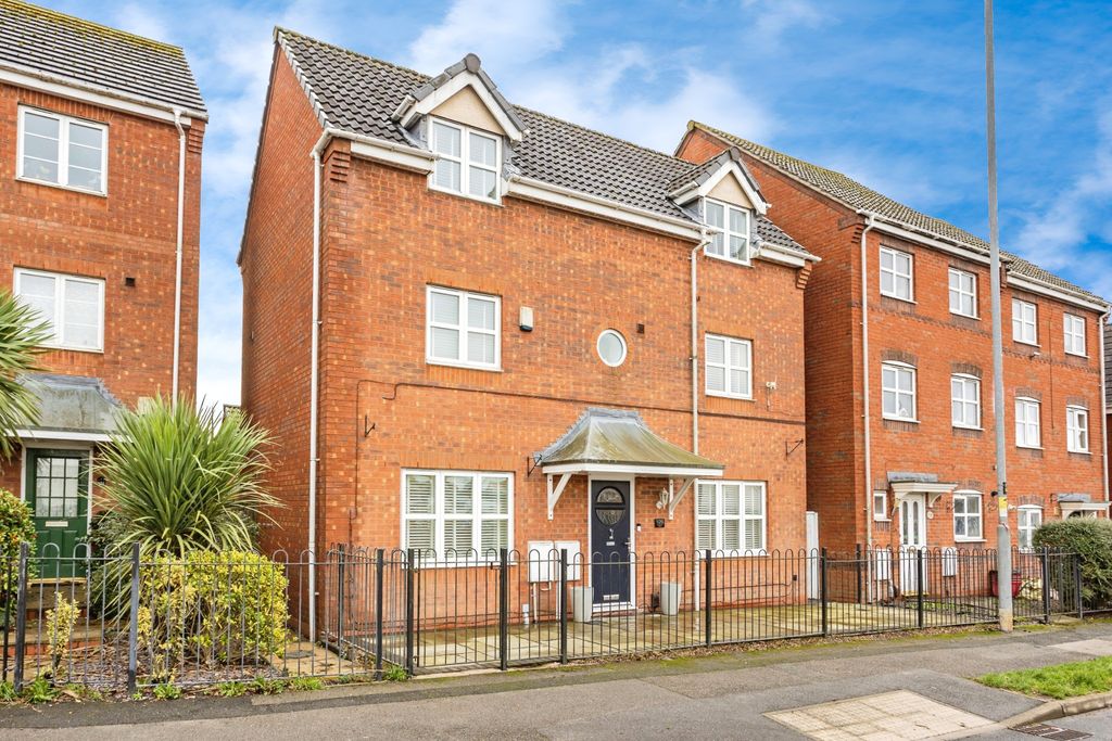 Property photo 1 of 19