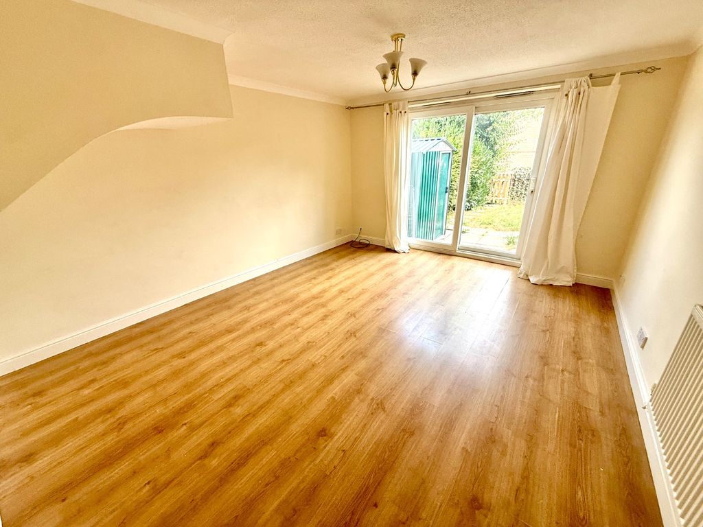 Property photo 3 of 30 5228256