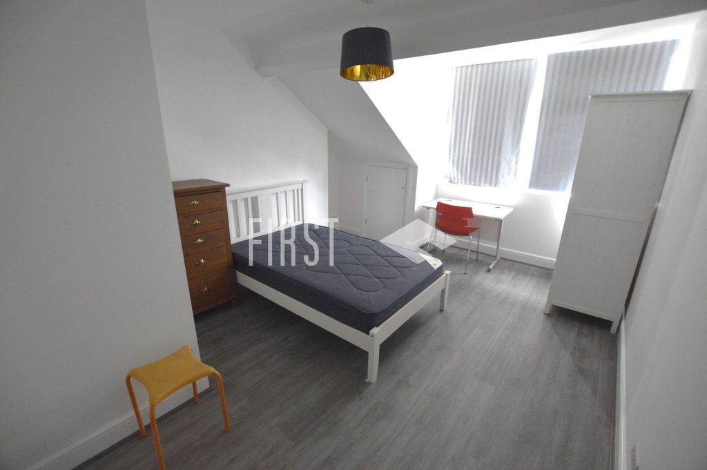 Property photo 3 of 14 Photo 15