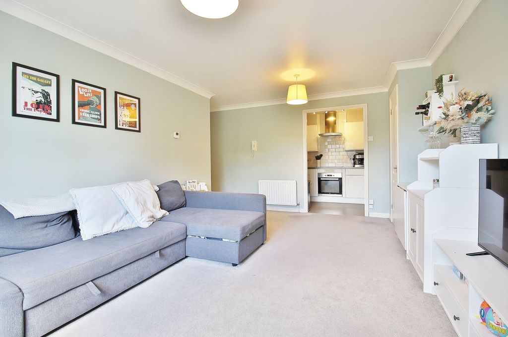 Property photo 2 of 7