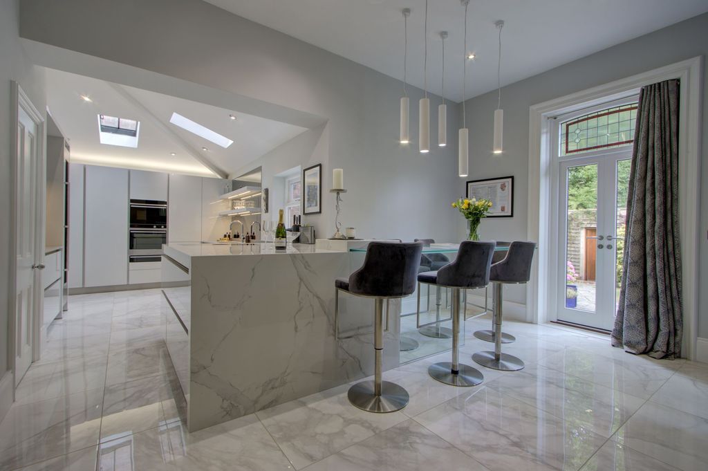 Property photo 2 of 42 Kitchen