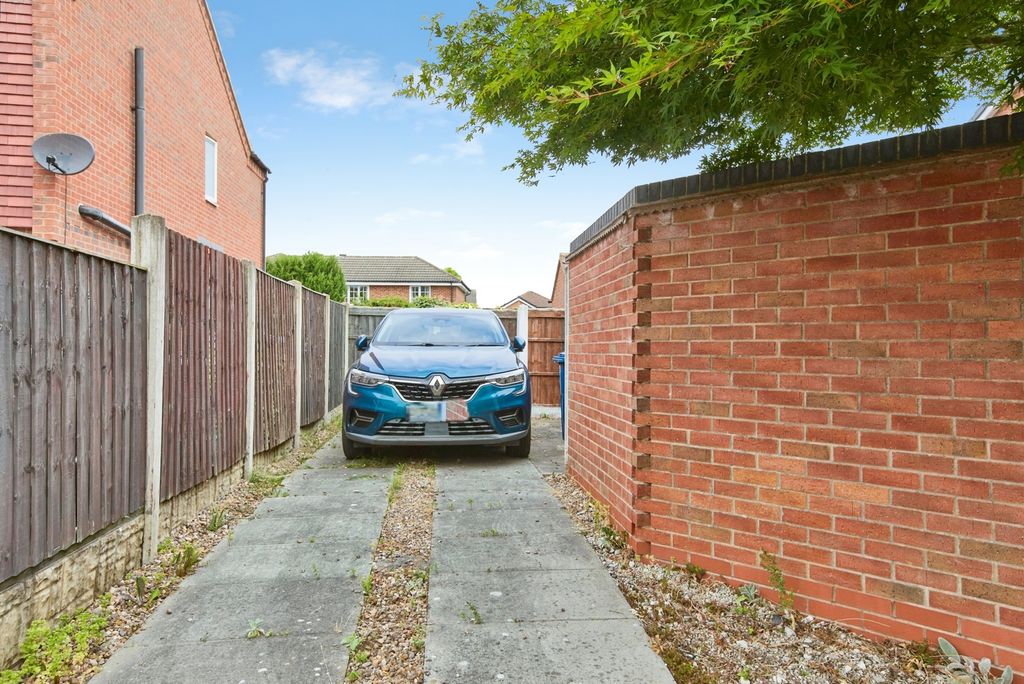 Property photo 3 of 19 Pbox-Img.Jpg