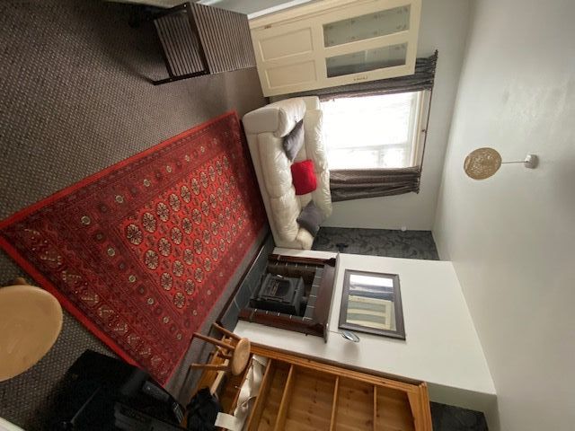 Property photo 3 of 27