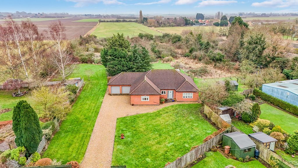 Property photo 2 of 40 4787996