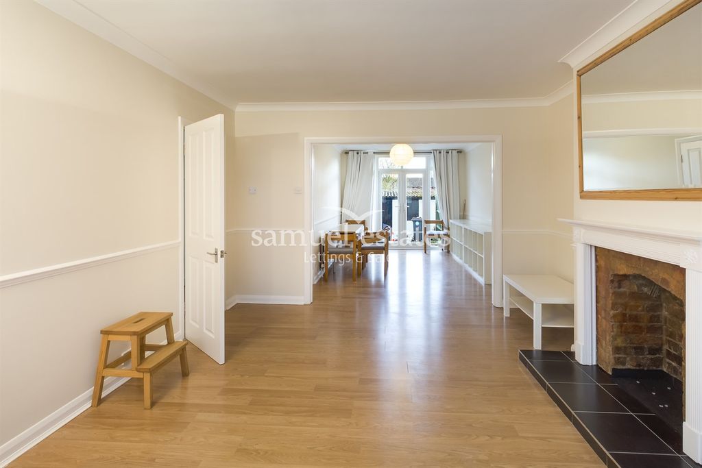 Property photo 1 of 13 Reception