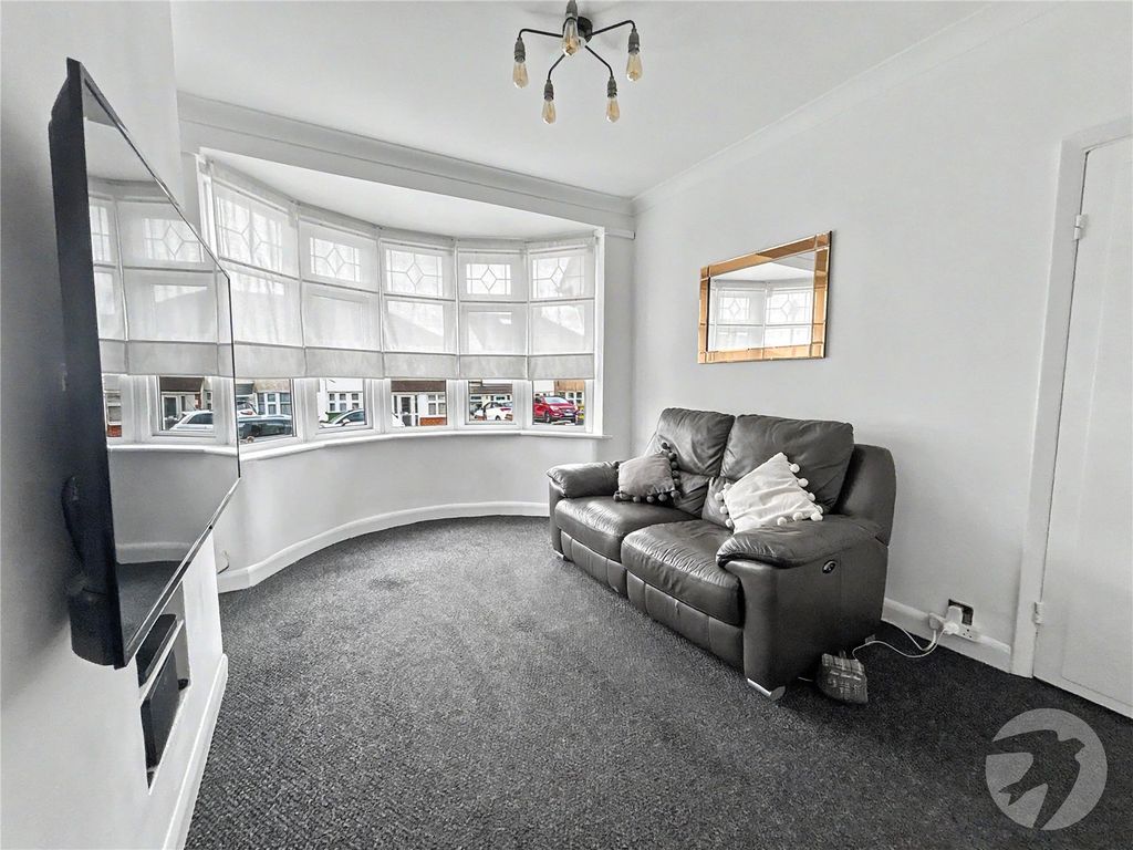 Property photo 3 of 20 Picture No. 22