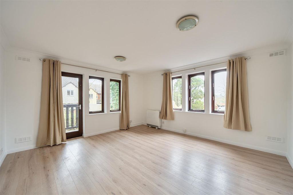 Property photo 3 of 10 1433227 (1).Jpg