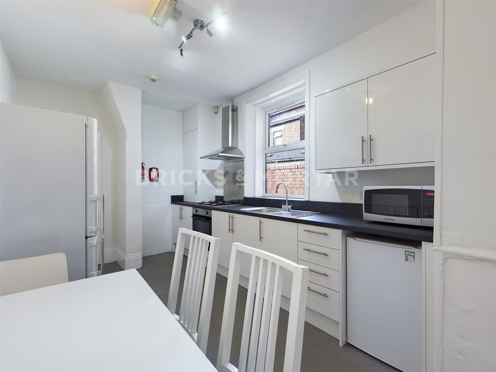 Property photo 3 of 14 Jwtkfrb1Kein8Pcyhm_Hxw.Jpg