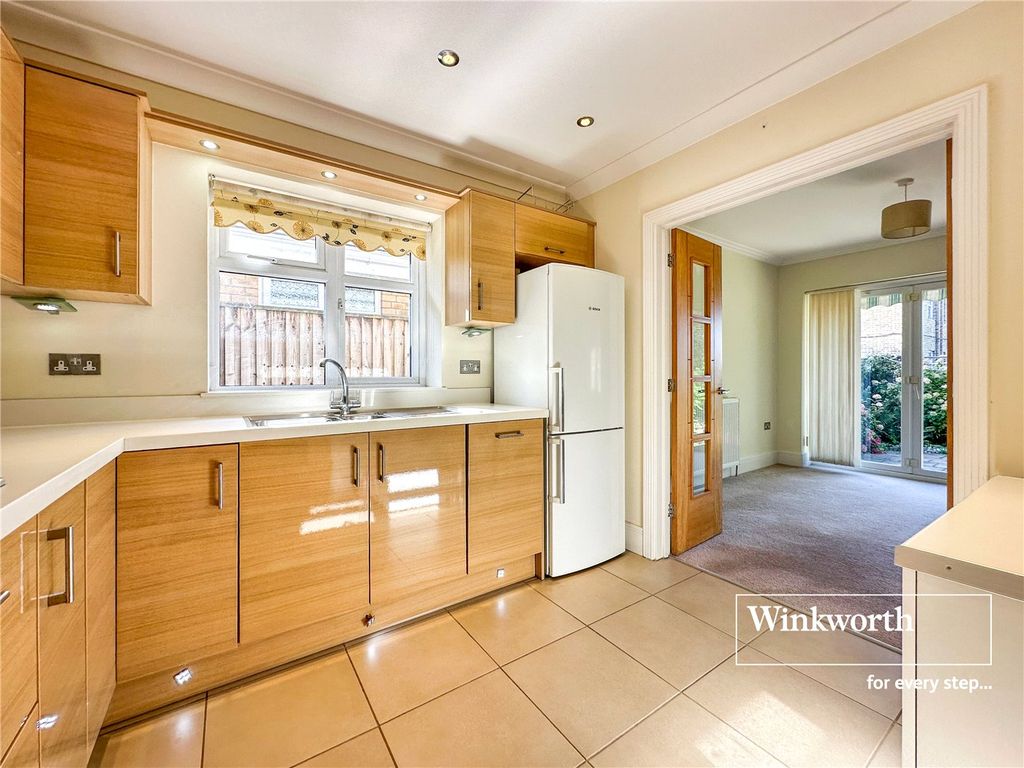 Property photo 2 of 13 Picture No. 22