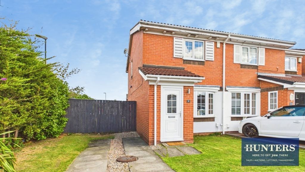 Property photo 1 of 17 External