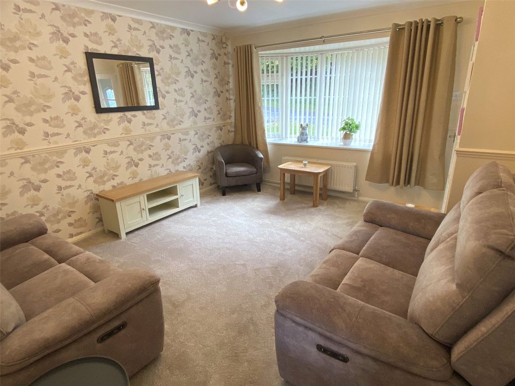 Property photo 3 of 16 Picture No. 04