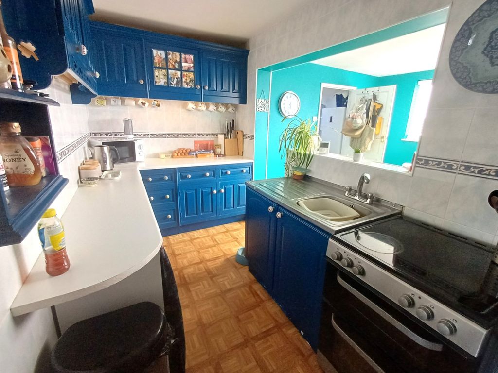 Property photo 3 of 11 Picture 3