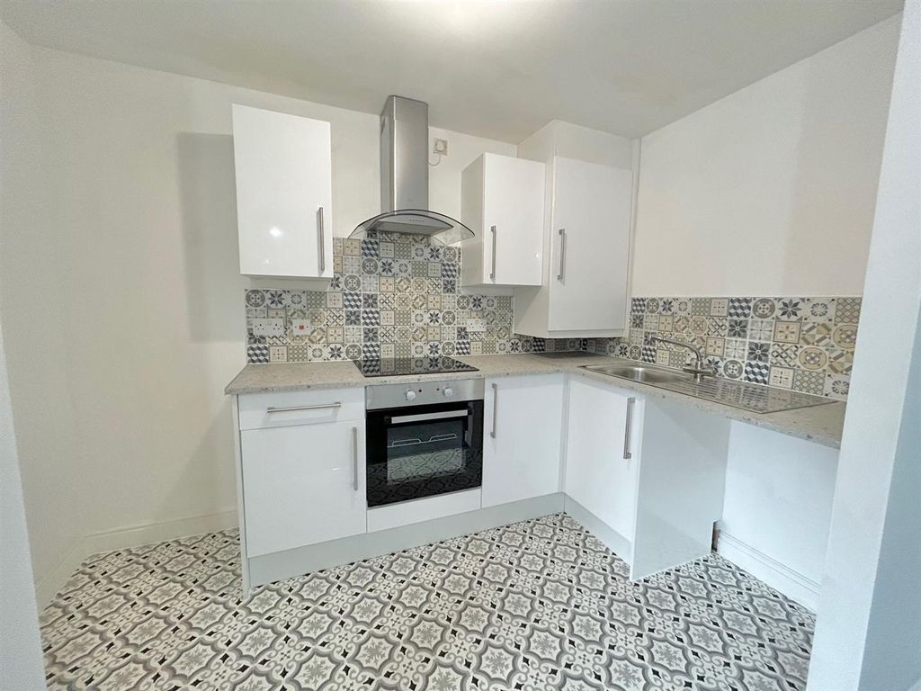 Property photo 3 of 6 5.Jpg