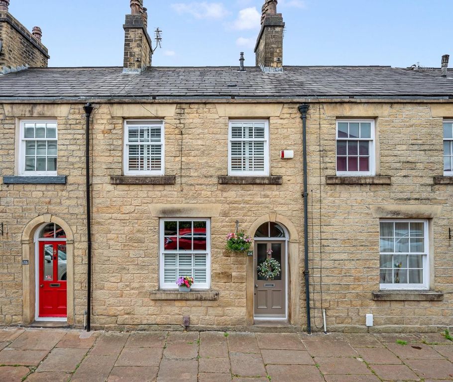 Property photo 1 of 33 24 Park Row External-6.Jpg