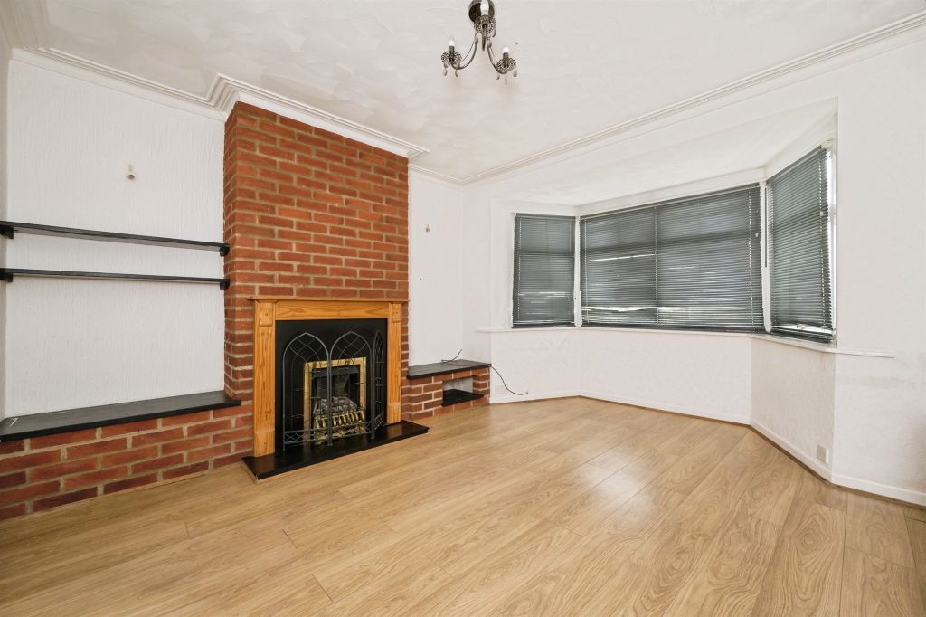 Property photo 2 of 21