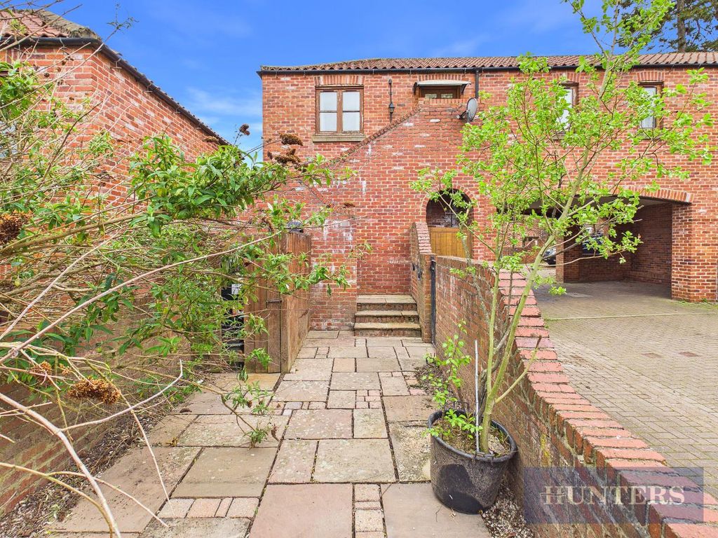 2 bed flat for saleStack Yard Lane, Staxton, Scarborough YO12