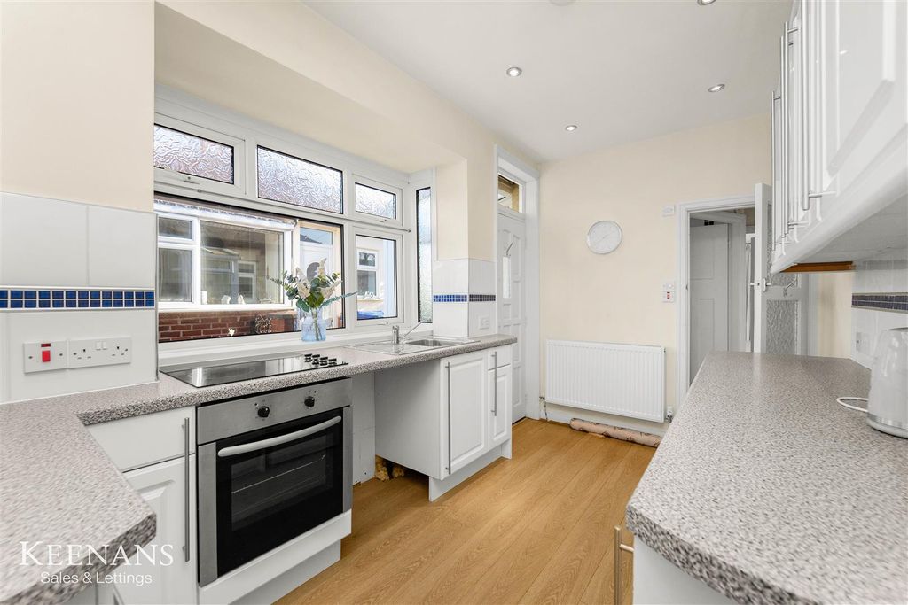 Property photo 3 of 28 3.Jpg