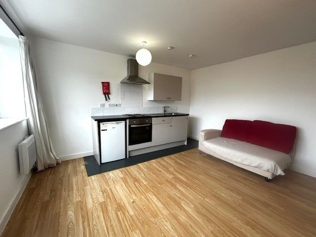 Property photo 1 of 6