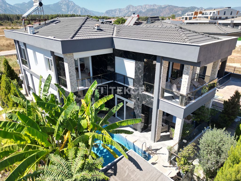 Property photo 3 of 37