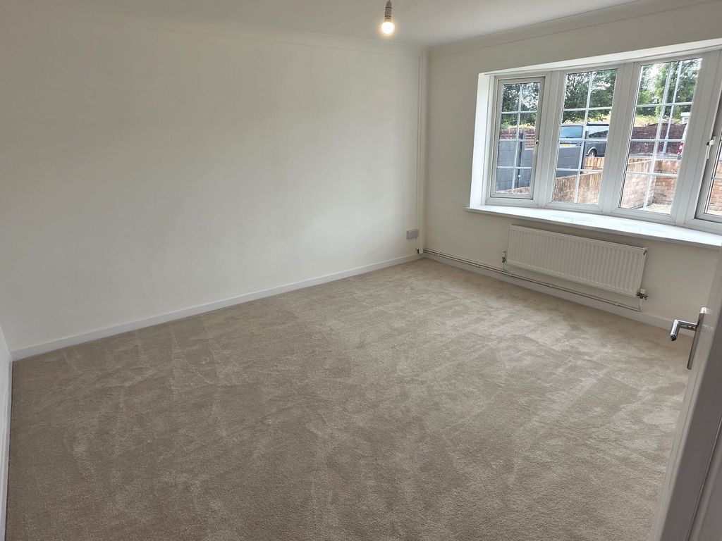 Property photo 2 of 16 Not Specified