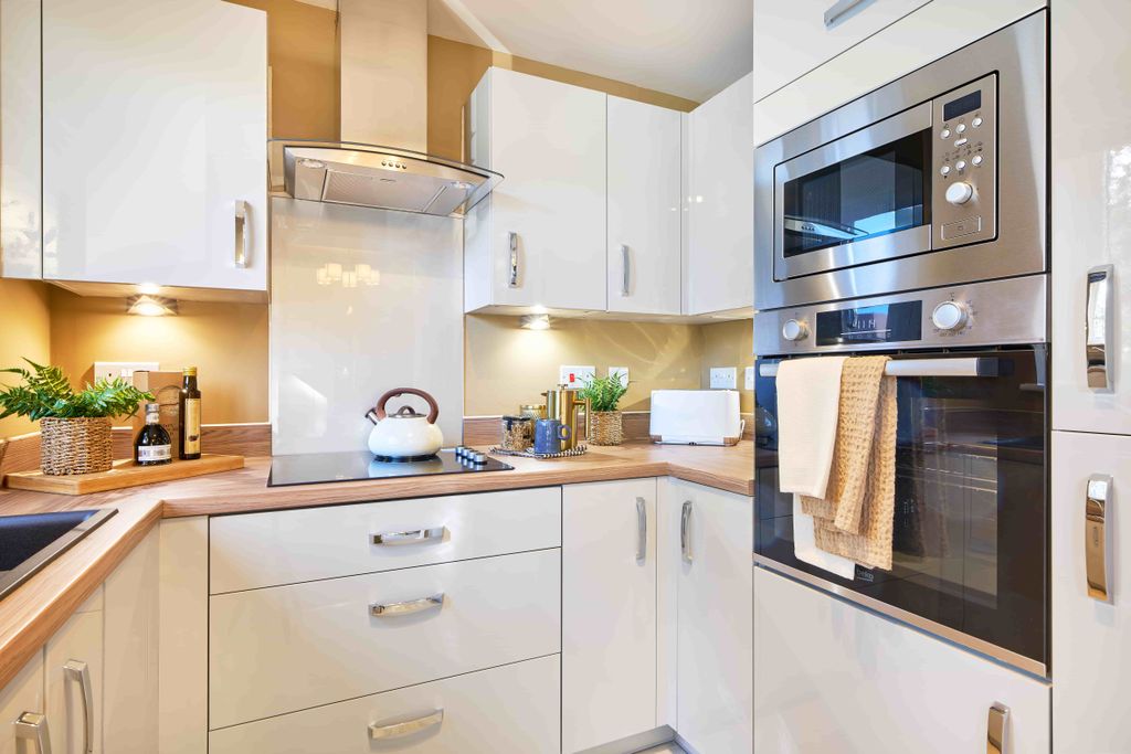 Property photo 2 of 14 Show Home Kitchen