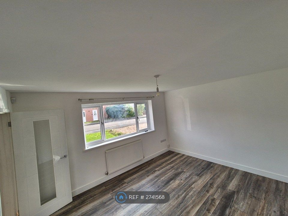 Property photo 2 of 13 Living Room